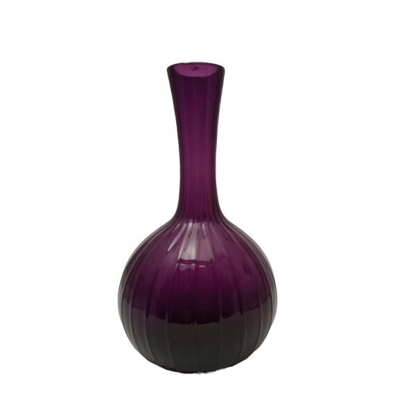 MFA Museum Of Fine Arts Hand Blown Glass purple Bud Vase - Picture 1 of 4